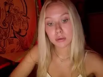 Chaturbate Adult Webcams of pureeangel