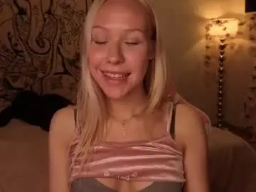 Chaturbate Sex Cam of pureeangel