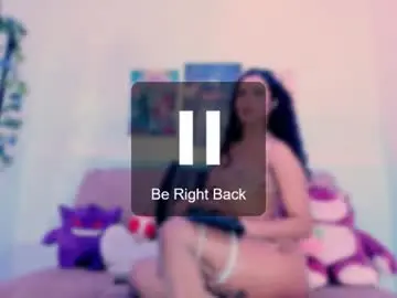 Chaturbate Nude Webcam of quee_emmaw