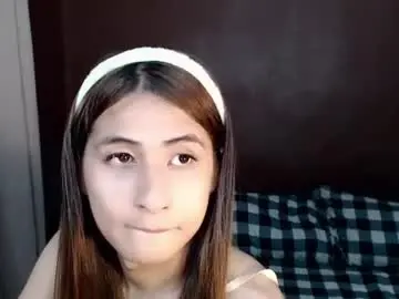 Chaturbate Live Sex Cam of sweet_paprikaxx