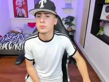 Chaturbate Adult Video Chat of benji23_