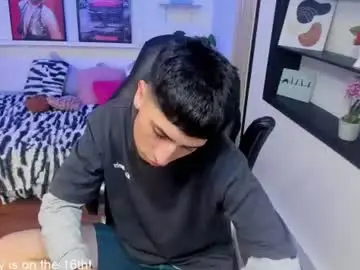 Chaturbate Free Porn Cam of benji23_
