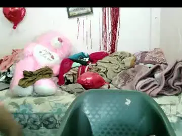 Chaturbate Free Porn Cam of dimple_love