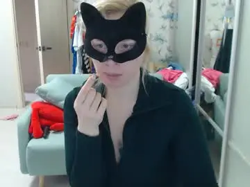 Chaturbate Live Sex Cam of emily_york18