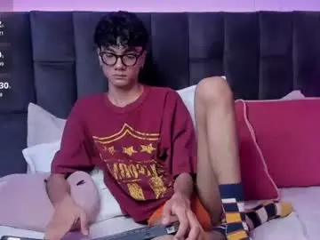 Chaturbate Sex Chat of phillicious_