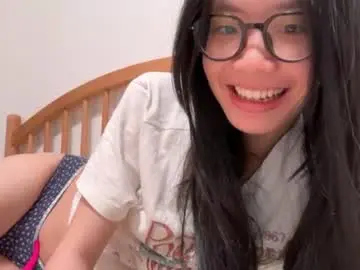 Chaturbate Free Porn Cam of poppyluvuuu
