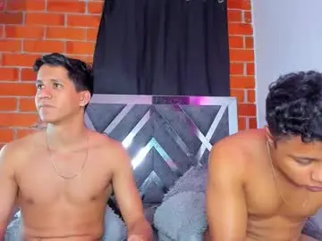 Chaturbate Adult Video Chat of robertmiller21