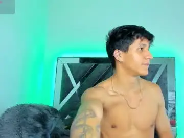 Chaturbate Best live sex cam show of robertmiller21