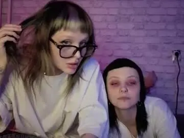 Chaturbate Free Porn Cam of twins_terror