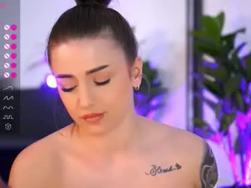 Chaturbate Live Sex Cam of babbyaisha