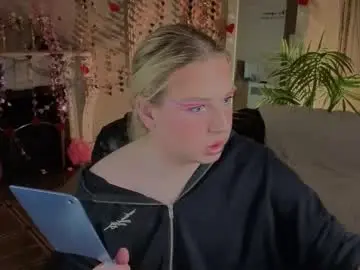 Chaturbate Live Sex Cam of jes_solar