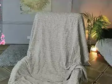 Chaturbate Live Sex Cam of jes_solar