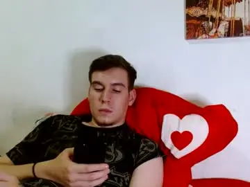 Chaturbate Free Porn Cam of magic_fantasy77