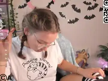 Chaturbate Sex Cam of noora_moore