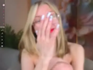 Chaturbate Adult Video Chat of odelyncure