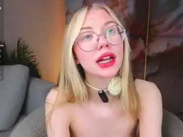 Chaturbate Adult Video Chat of odelyncure