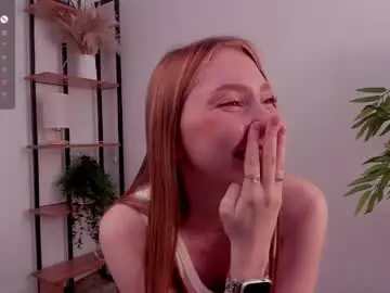 Chaturbate Live Sex Cam of odelyncure