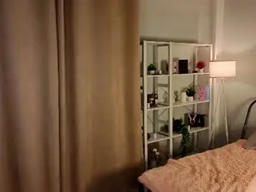 Chaturbate Live Sex Cam of odelyncure