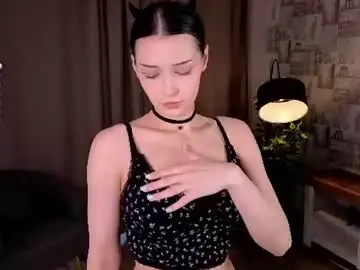 Chaturbate Live Sex Cam of odelyncure
