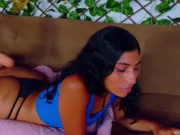 Chaturbate Live Sex Cam of taty_miller