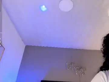 Chaturbate Nude Webcam of isaxcurves