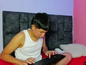 Chaturbate Live Sex Cam of jordiandelian