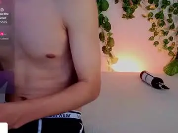 Chaturbate Live Sex of levi_ackermann1