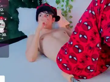 Chaturbate Adult Video Chat of levi_ackermann1