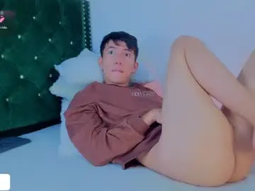 Chaturbate Nude Webcam of levi_ackermann1