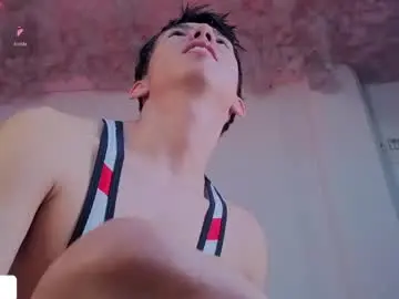 Chaturbate Live Sex Cam of levi_ackermann1
