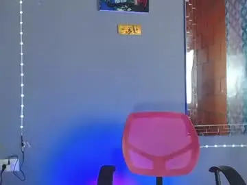 Chaturbate Live Sex Cam of liiaam_lee_
