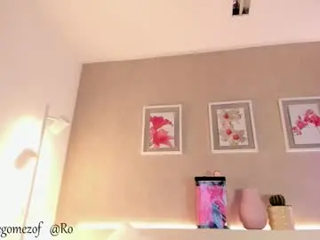 Chaturbate Adult Webcam of roxannegomez_