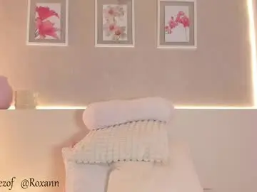 Chaturbate Adult Webcam of roxannegomez_