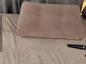 Chaturbate Live Sex of charitybergeaux