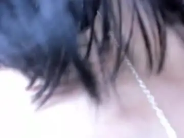 Chaturbate Live Sex Cam of guadalupe21_