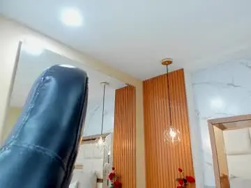 Chaturbate Live Sex Cam of julieta_rose__