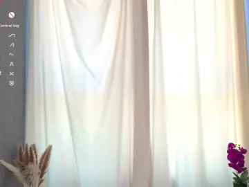 Chaturbate Live Sex of mymonique