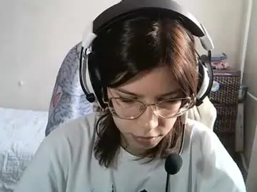 Chaturbate Live Sex Cam of nikkisimril
