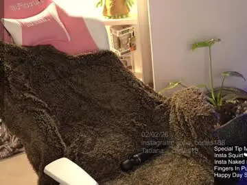Chaturbate Live Sex Cam of tatiana__cortes18
