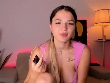 Chaturbate Nude Webcam of honeybunnyyy_