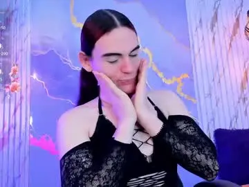 Chaturbate Live Sex Cam of lizz_manson28