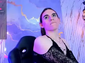 Chaturbate Live Sex Cam of lizz_manson28