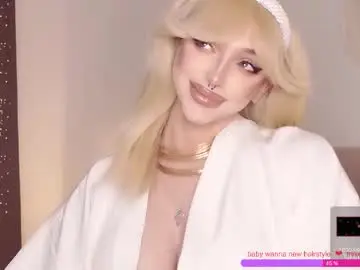 Chaturbate Live Sex Cam of rose_monarch