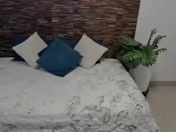 Chaturbate Free Porn Cam of ariiaa_1