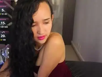 Chaturbate Free Live Porn of bella_vibes_s