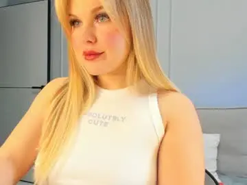 Chaturbate Live Sex Cam of casey_ann