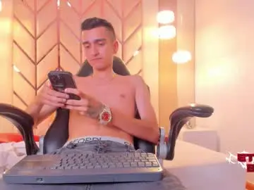 Chaturbate Adult Webcams of ethan_boy_