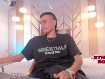Chaturbate Best live sex cam show of ethan_boy_