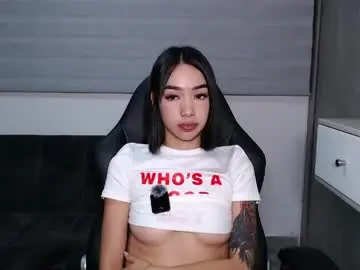 Chaturbate Adult Webcams of heylaura11
