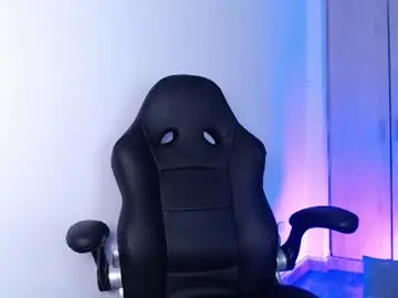 Chaturbate Nude Webcam of heylaura11